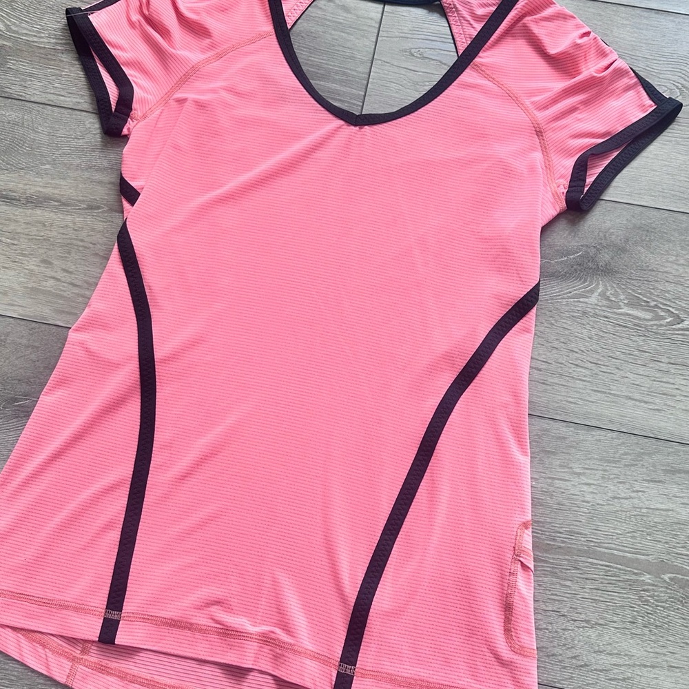 Lululemon Run Team Spirit Tech Short Sleeve - Picture 10 of 16
